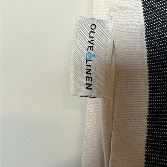 Striped White and Black Turkish Hand Towel - Picture 2 of 2